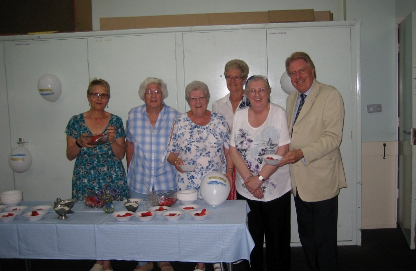 David Evennett MP pictured with members of the committee of the Crayford Branch.