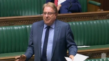 David Evennett MP